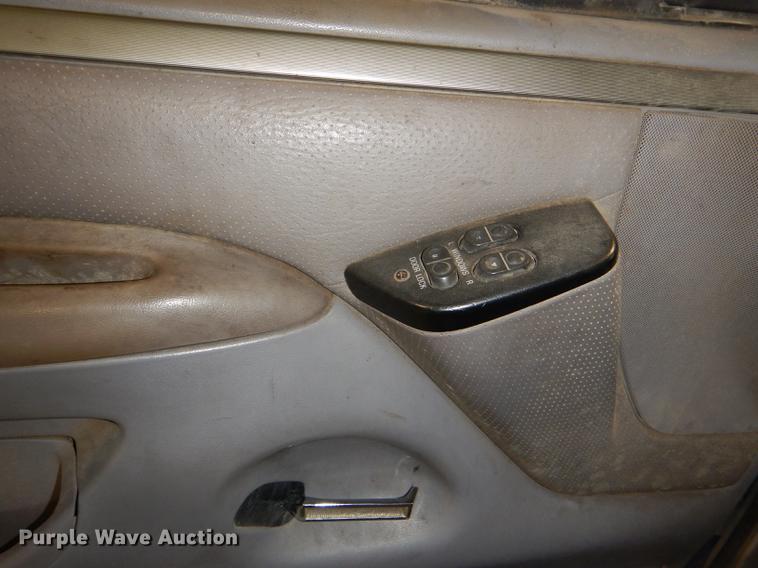 image for item DE0127 1994 Ford F350 XLT brush fire truck