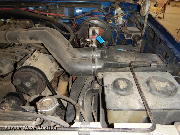 image for item DE0127 1994 Ford F350 XLT brush fire truck