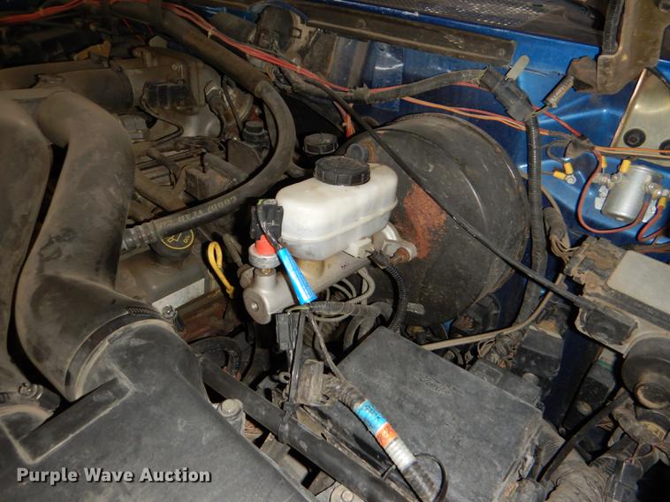 image for item DE0127 1994 Ford F350 XLT brush fire truck