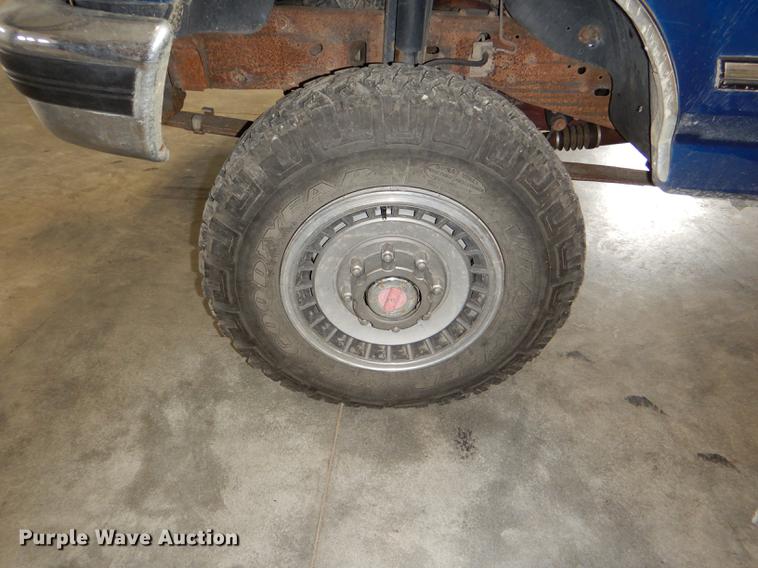 image for item DE0127 1994 Ford F350 XLT brush fire truck