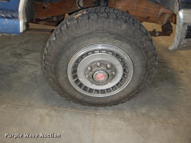 image for item DE0127 1994 Ford F350 XLT brush fire truck