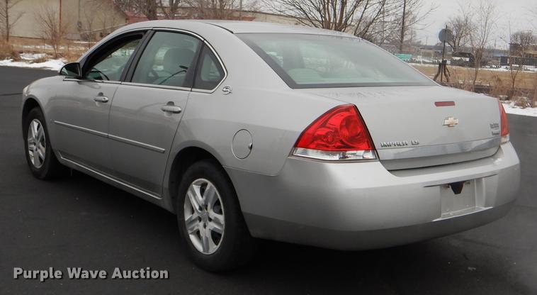 image for item DE0132 2008 Chevrolet Impala LS