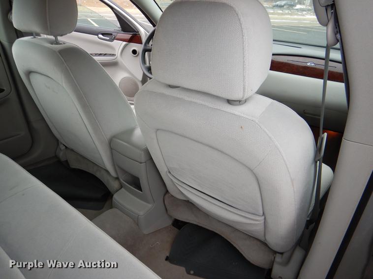 image for item DE0132 2008 Chevrolet Impala LS