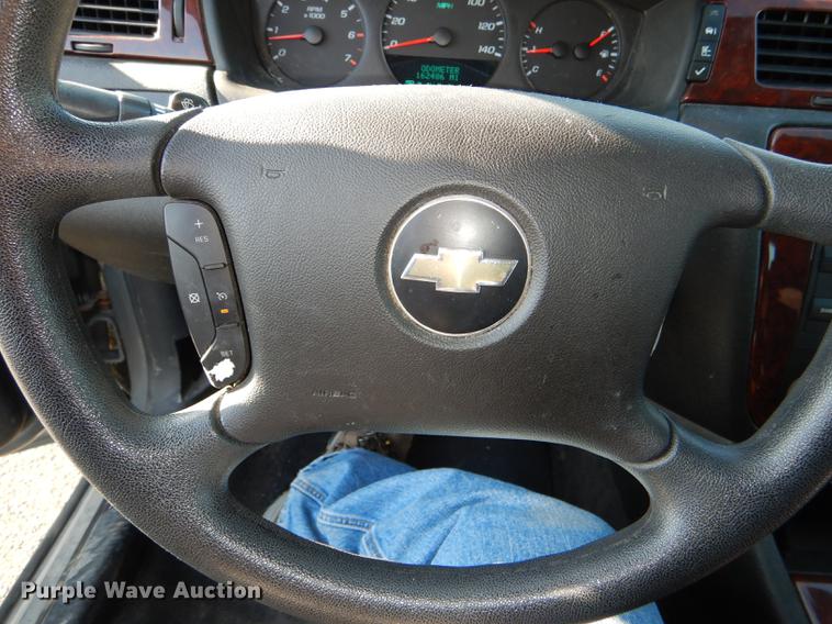 image for item DE0135 2009 Chevrolet Impala LS