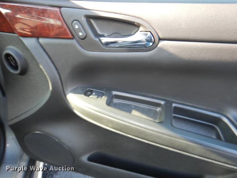 image for item DE0135 2009 Chevrolet Impala LS