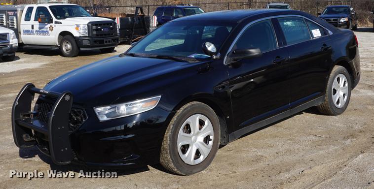 image for item DE3388 2015 Ford Taurus Police Interceptor