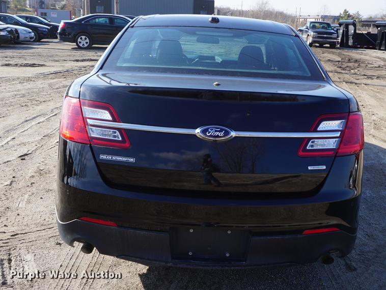 image for item DE3388 2015 Ford Taurus Police Interceptor