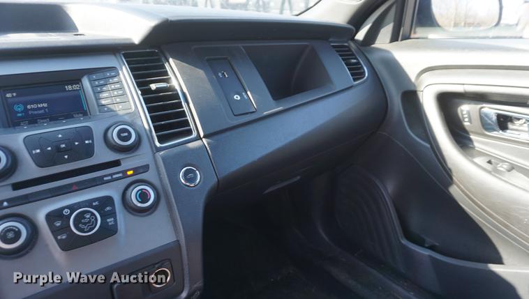 image for item DE3388 2015 Ford Taurus Police Interceptor