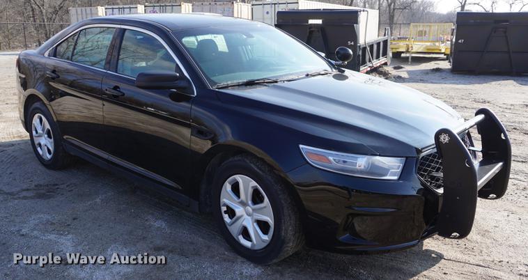 image for item DE3389 2014 Ford Taurus Police Interceptor