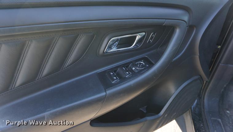 image for item DE3390 2015 Ford Taurus Police Interceptor