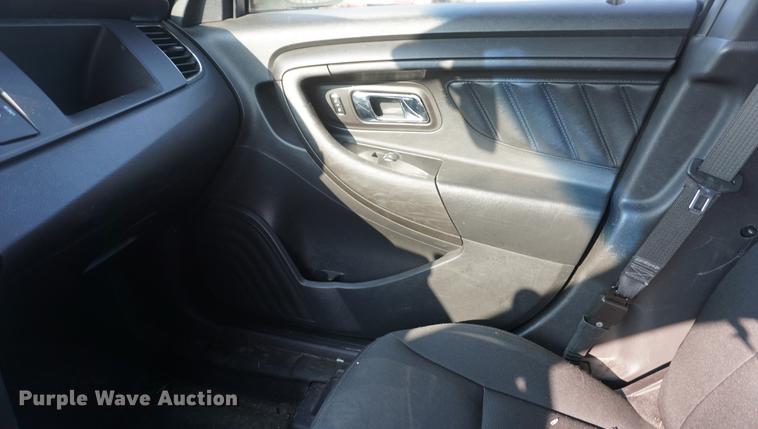 image for item DE3390 2015 Ford Taurus Police Interceptor