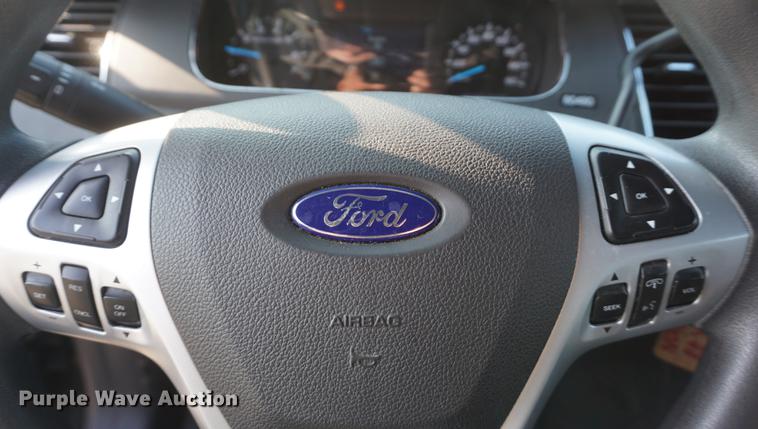 image for item DE3390 2015 Ford Taurus Police Interceptor