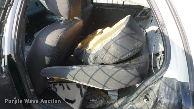 image for item DE3391 2011 Ford Crown Victoria Police Interceptor