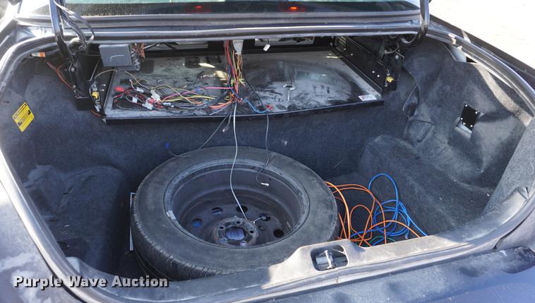 image for item DE3391 2011 Ford Crown Victoria Police Interceptor