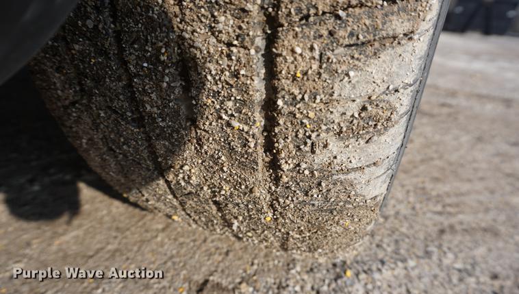 image for item DE3391 2011 Ford Crown Victoria Police Interceptor