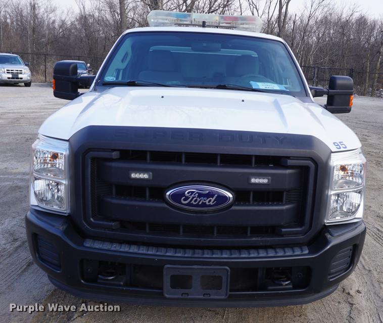 image for item DE3393 2012 Ford F350 Super Duty SuperCab animal control pickup truck