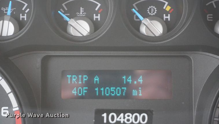 image for item DE3393 2012 Ford F350 Super Duty SuperCab animal control pickup truck