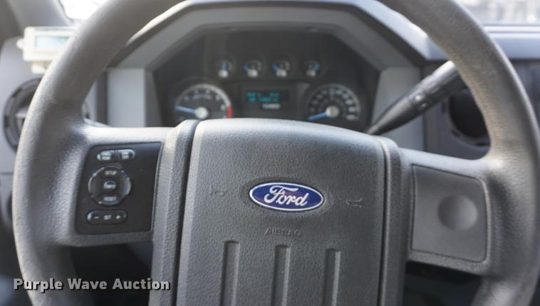 image for item DE3393 2012 Ford F350 Super Duty SuperCab animal control pickup truck