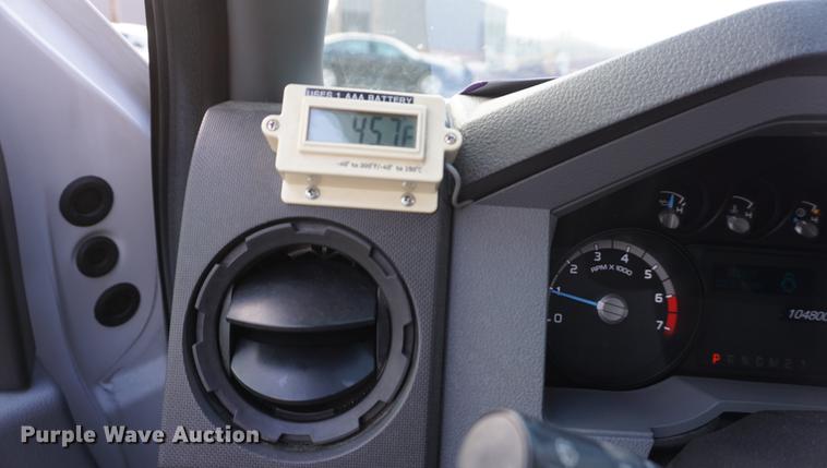 image for item DE3393 2012 Ford F350 Super Duty SuperCab animal control pickup truck