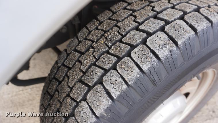 image for item DE3393 2012 Ford F350 Super Duty SuperCab animal control pickup truck