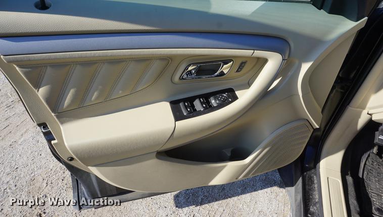 image for item DE3396 2013 Ford Taurus