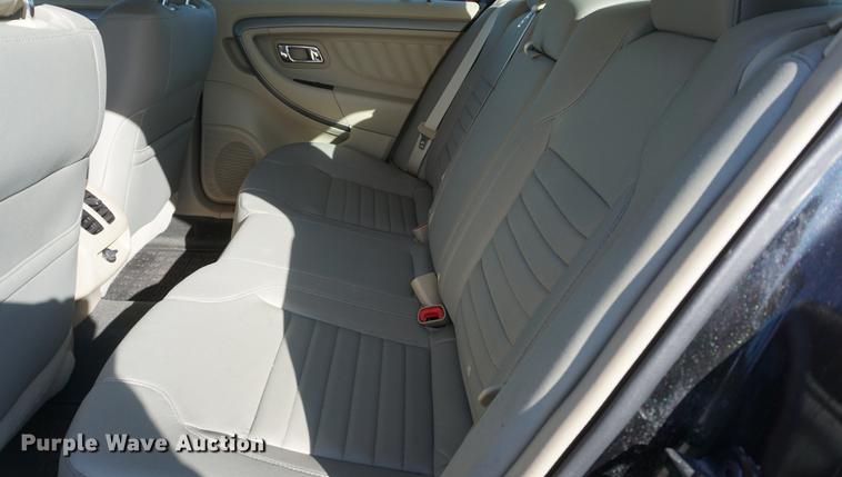 image for item DE3396 2013 Ford Taurus