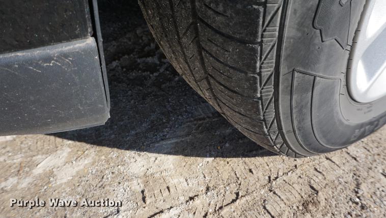 image for item DE3396 2013 Ford Taurus