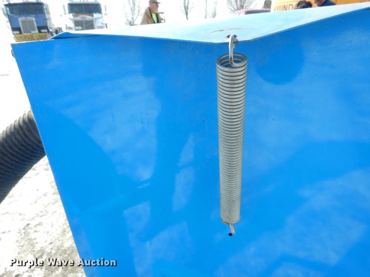 image for item DE6019 Goosen BCG-3 bale chopper