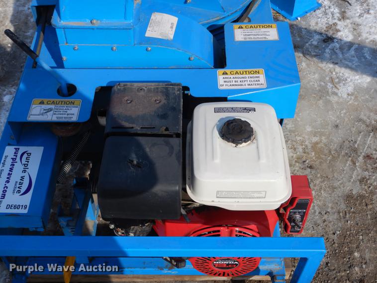 image for item DE6019 Goosen BCG-3 bale chopper