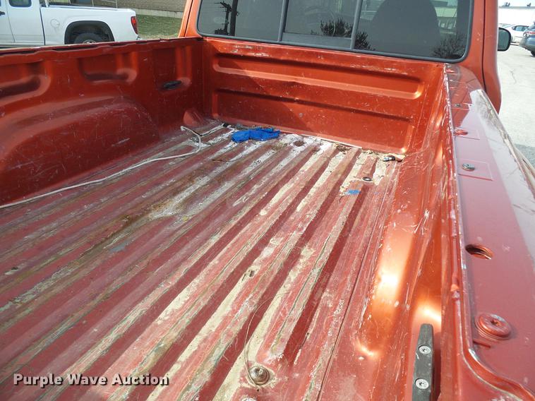 image for item DF7108 1999 Ford Ranger SuperCab pickup truck