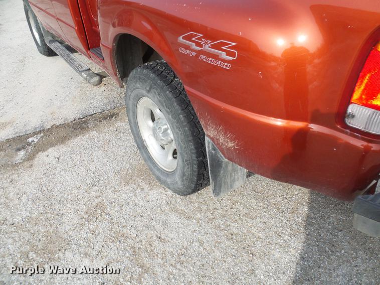 image for item DF7108 1999 Ford Ranger SuperCab pickup truck