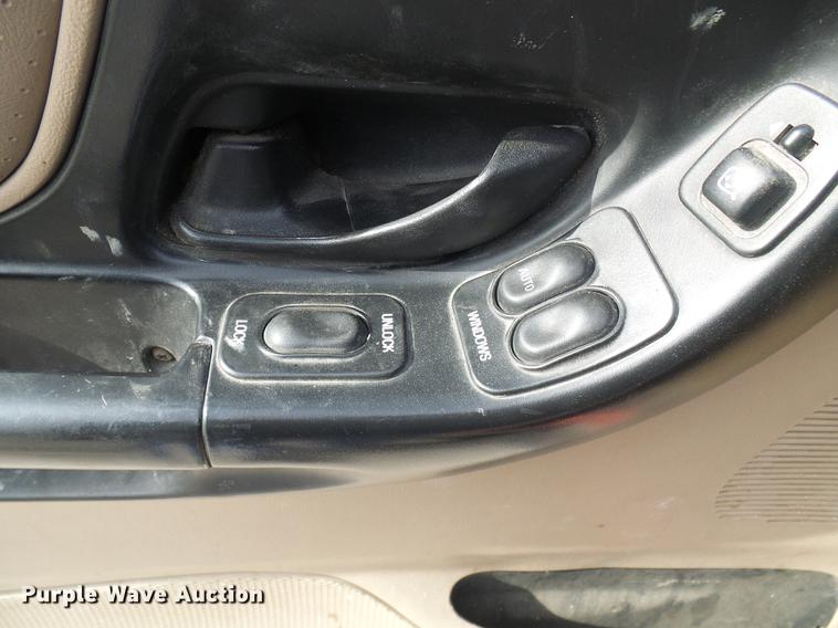 image for item DF7108 1999 Ford Ranger SuperCab pickup truck