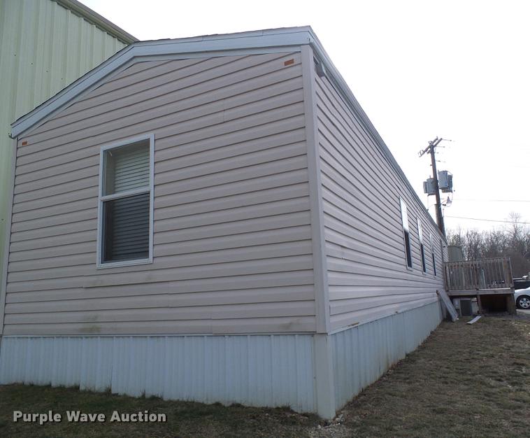 image for item DF7109 2005 mobile home