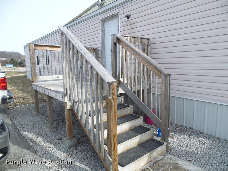 image for item DF7109 2005 mobile home