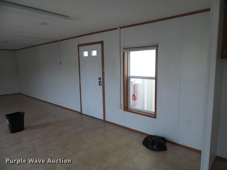 image for item DF7109 2005 mobile home