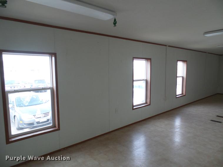 image for item DF7109 2005 mobile home