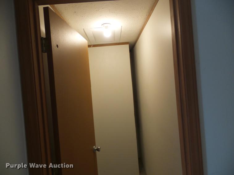 image for item DF7109 2005 mobile home