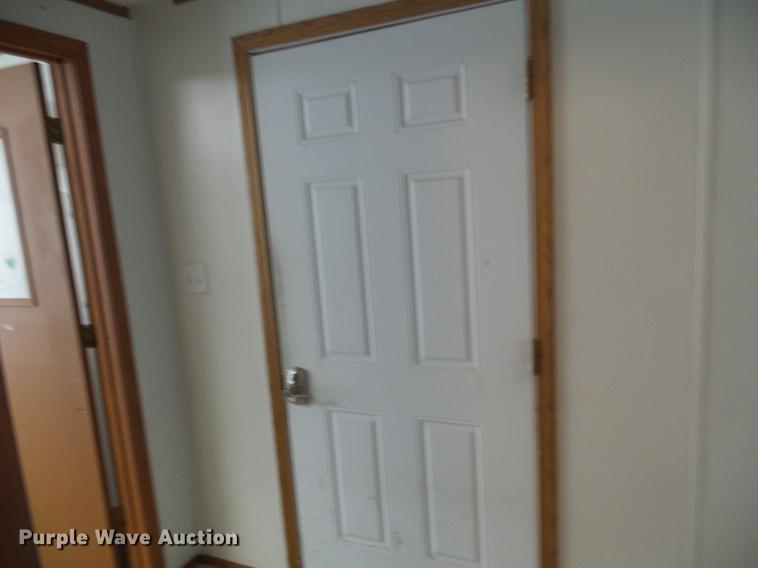 image for item DF7109 2005 mobile home