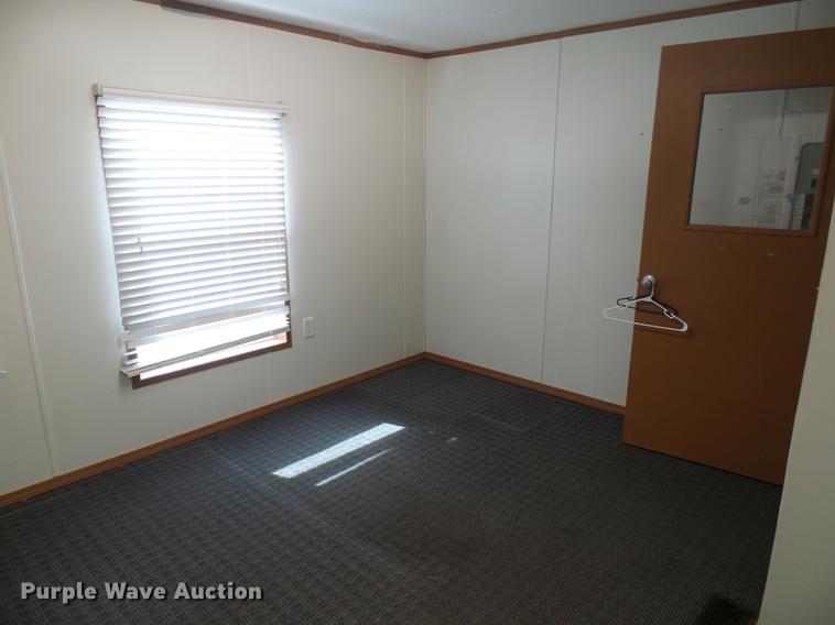 image for item DF7109 2005 mobile home