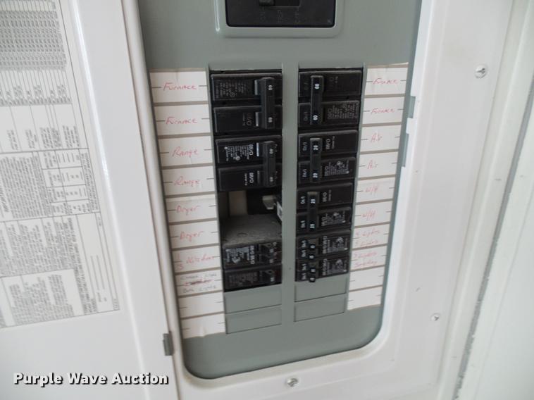 image for item DF7109 2005 mobile home