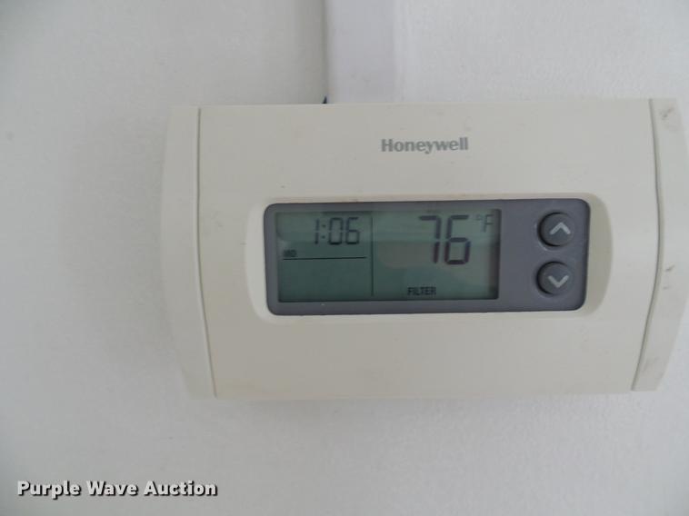 image for item DF7109 2005 mobile home