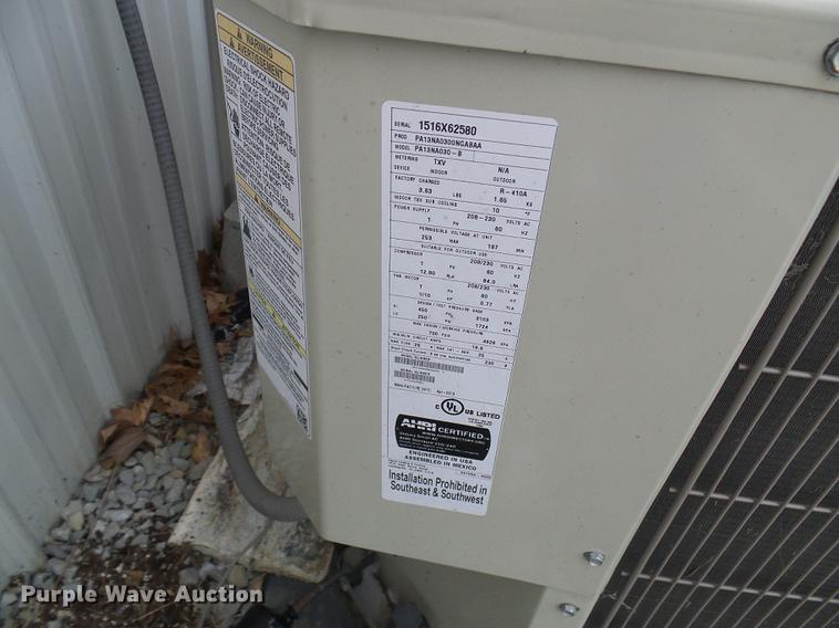 image for item DF7109 2005 mobile home