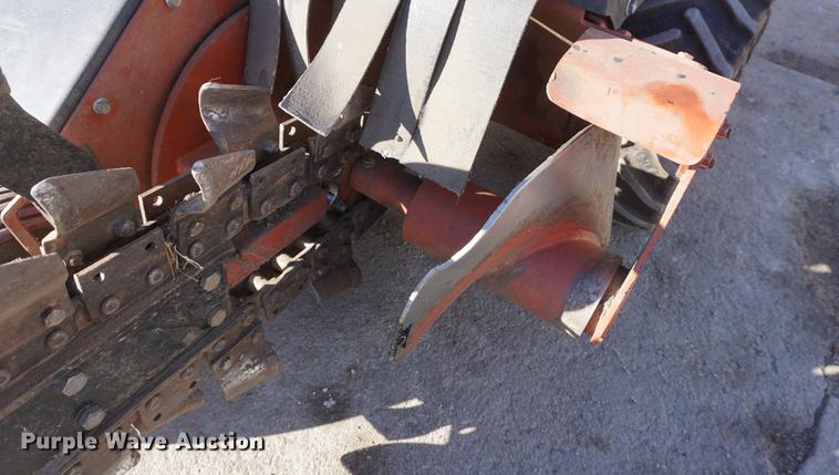 image for item DF7631 1996 Ditch Witch 1220 trencher