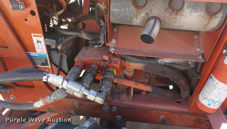 image for item DF7632 1998 Ditch Witch 3700 trencher
