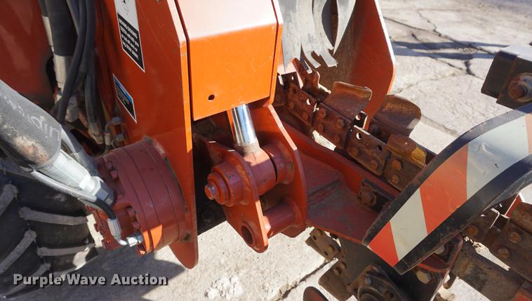 image for item DF7632 1998 Ditch Witch 3700 trencher