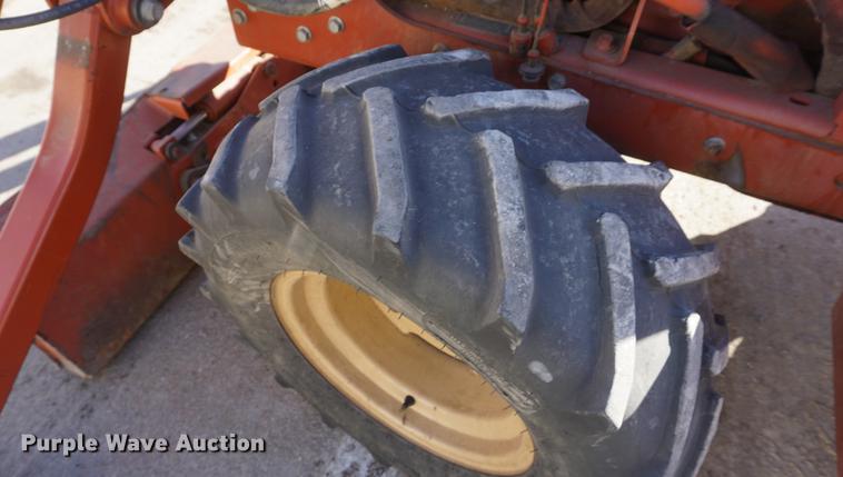 image for item DF7632 1998 Ditch Witch 3700 trencher