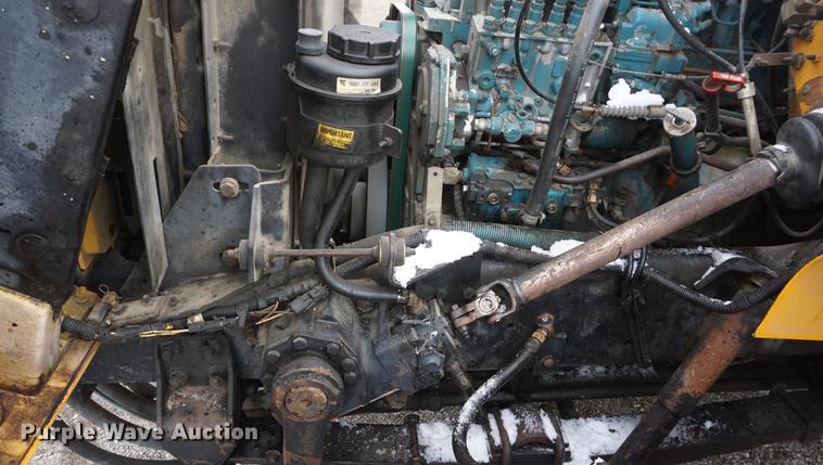 image for item DF7636 1996 International 4900 oil distributor truck