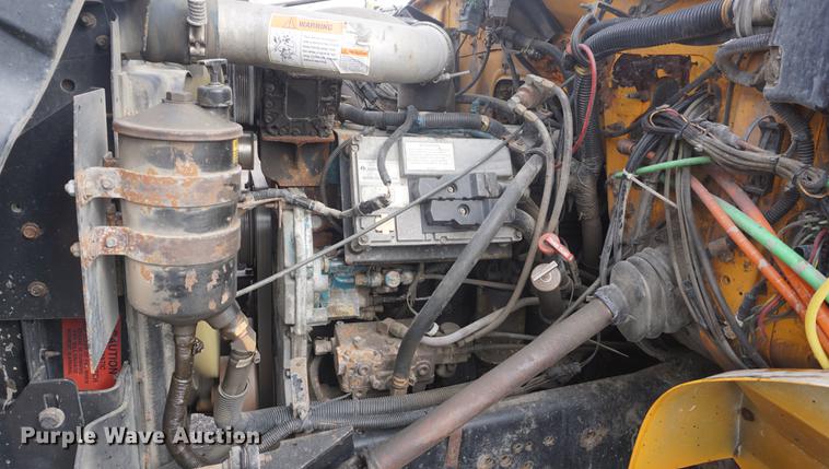 image for item DF7639 2002 International 4900 dump truck