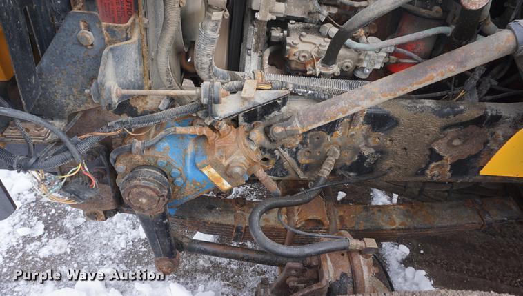 image for item DF7640 2002 International 4900 dump truck