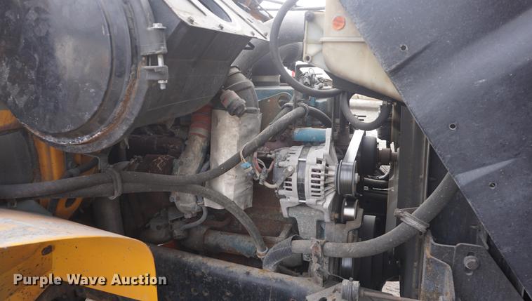 image for item DF7641 2001 International 4900 dump truck